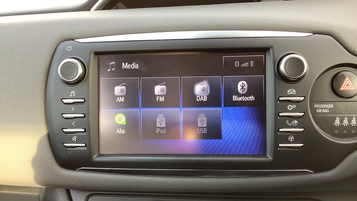 Used Toyota Yaris for sale - 77625392: Photo 22