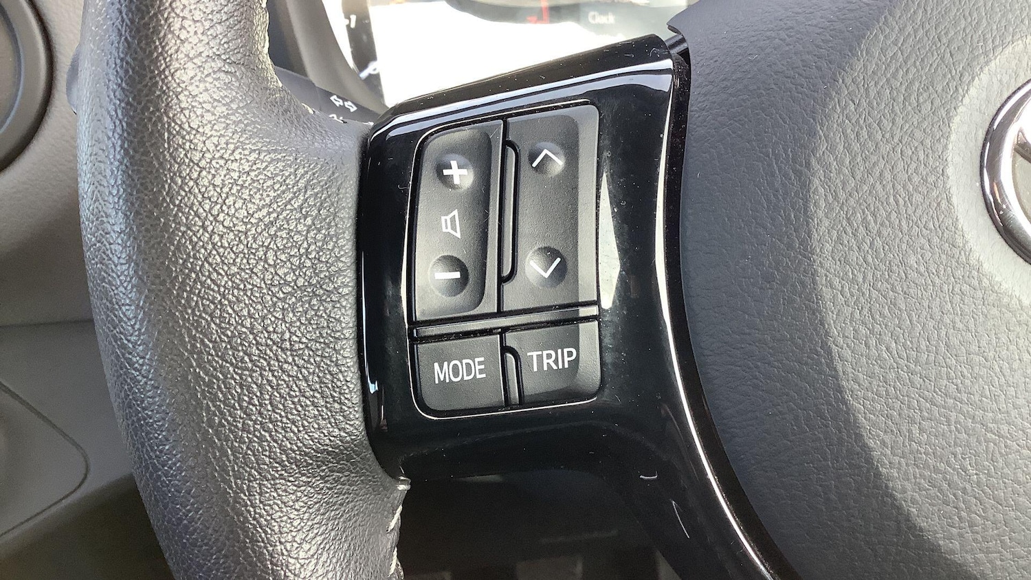 Used Toyota Yaris for sale - 77625392: Photo 28