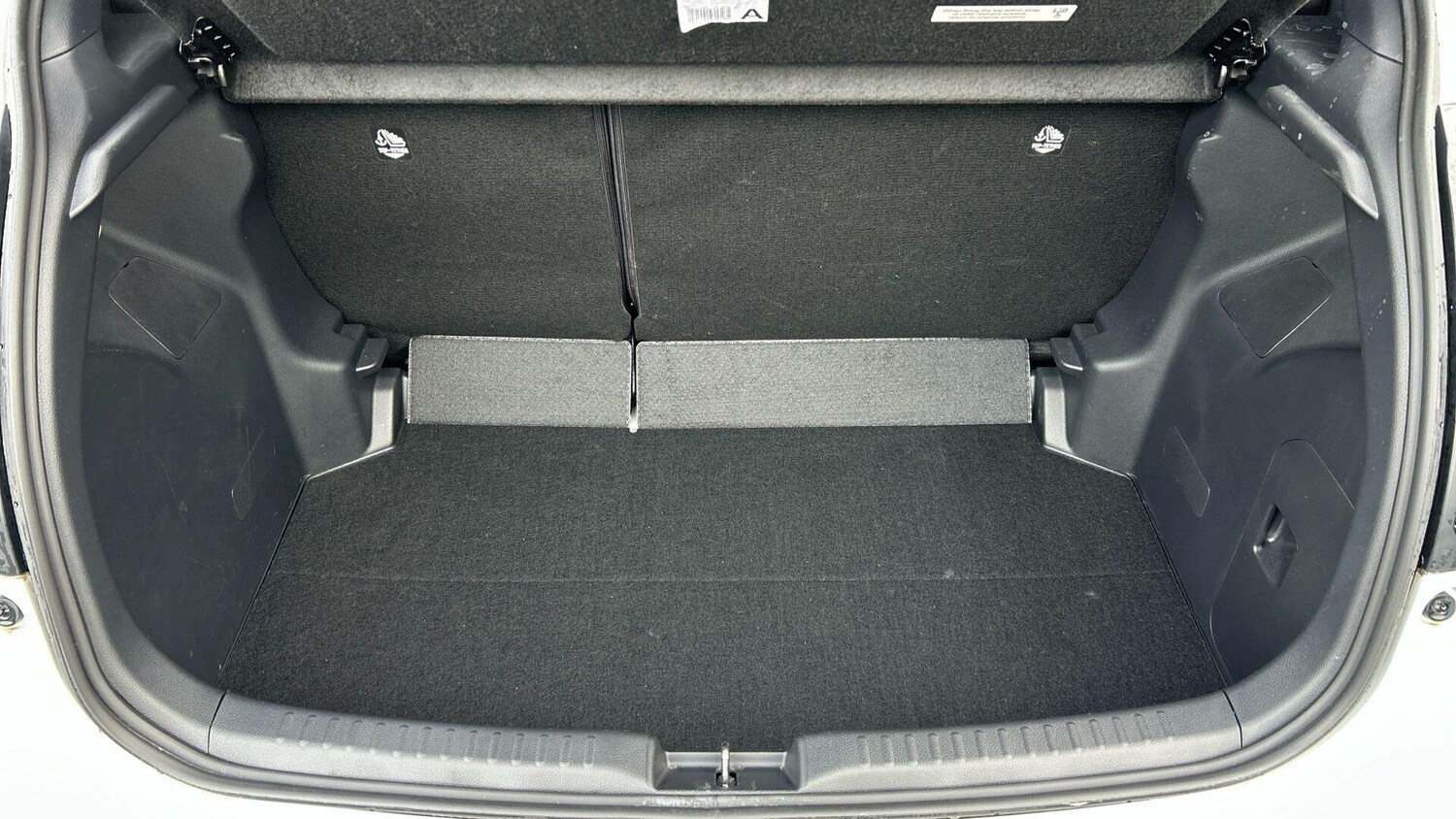 Used Toyota Yaris 2023 for sale - 77574455: Photo 18