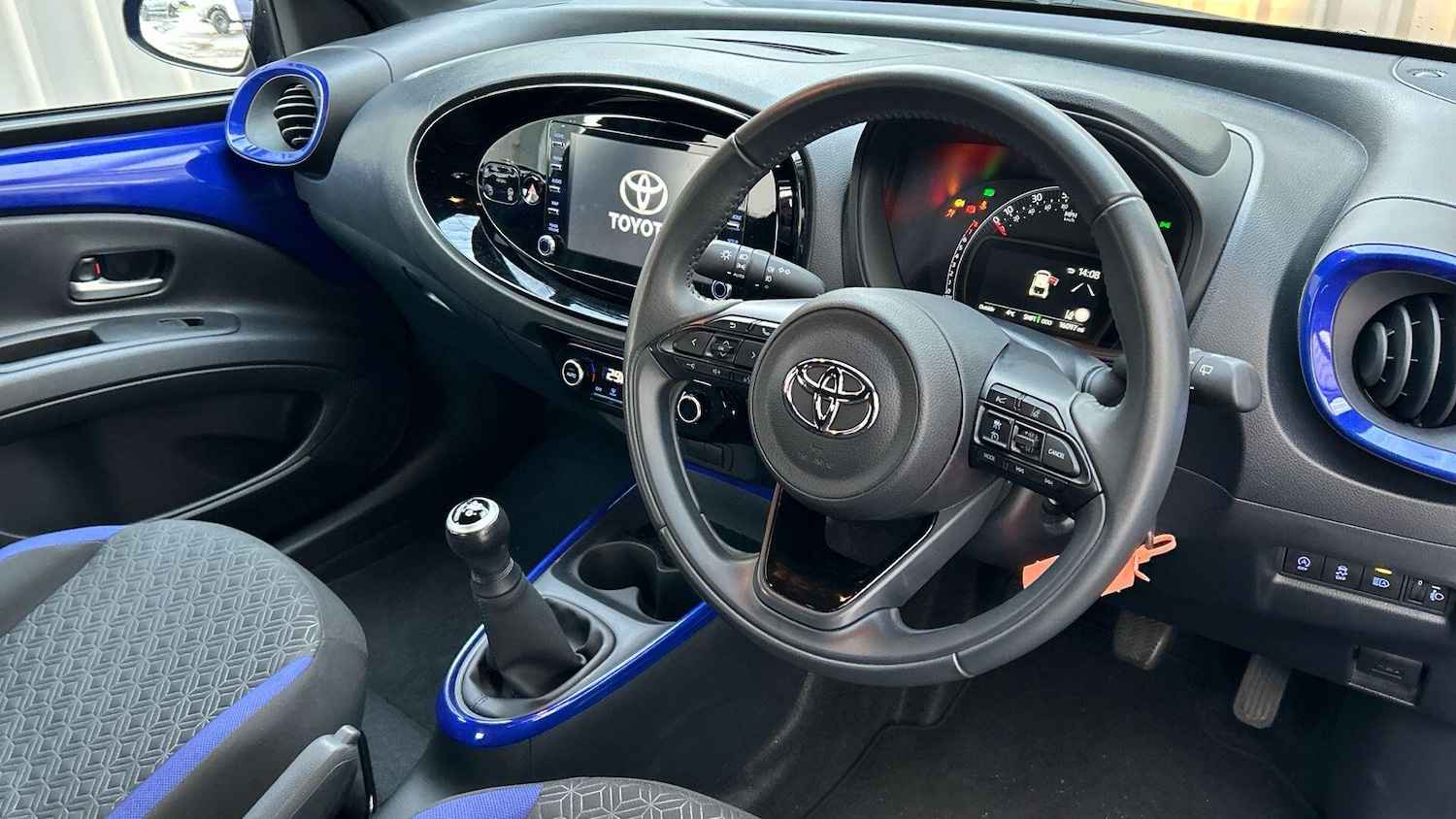 Used Toyota Aygo X 2023 for sale - 76633261: Photo 10