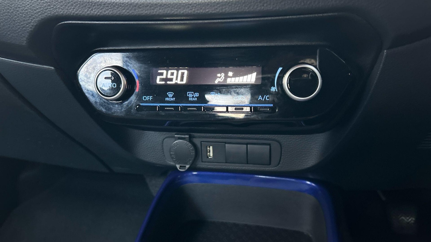 Used Toyota Aygo X 2023 for sale - 76633261: Photo 28