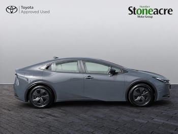 Used Toyota Prius 2025 for sale - 79452555: Photo