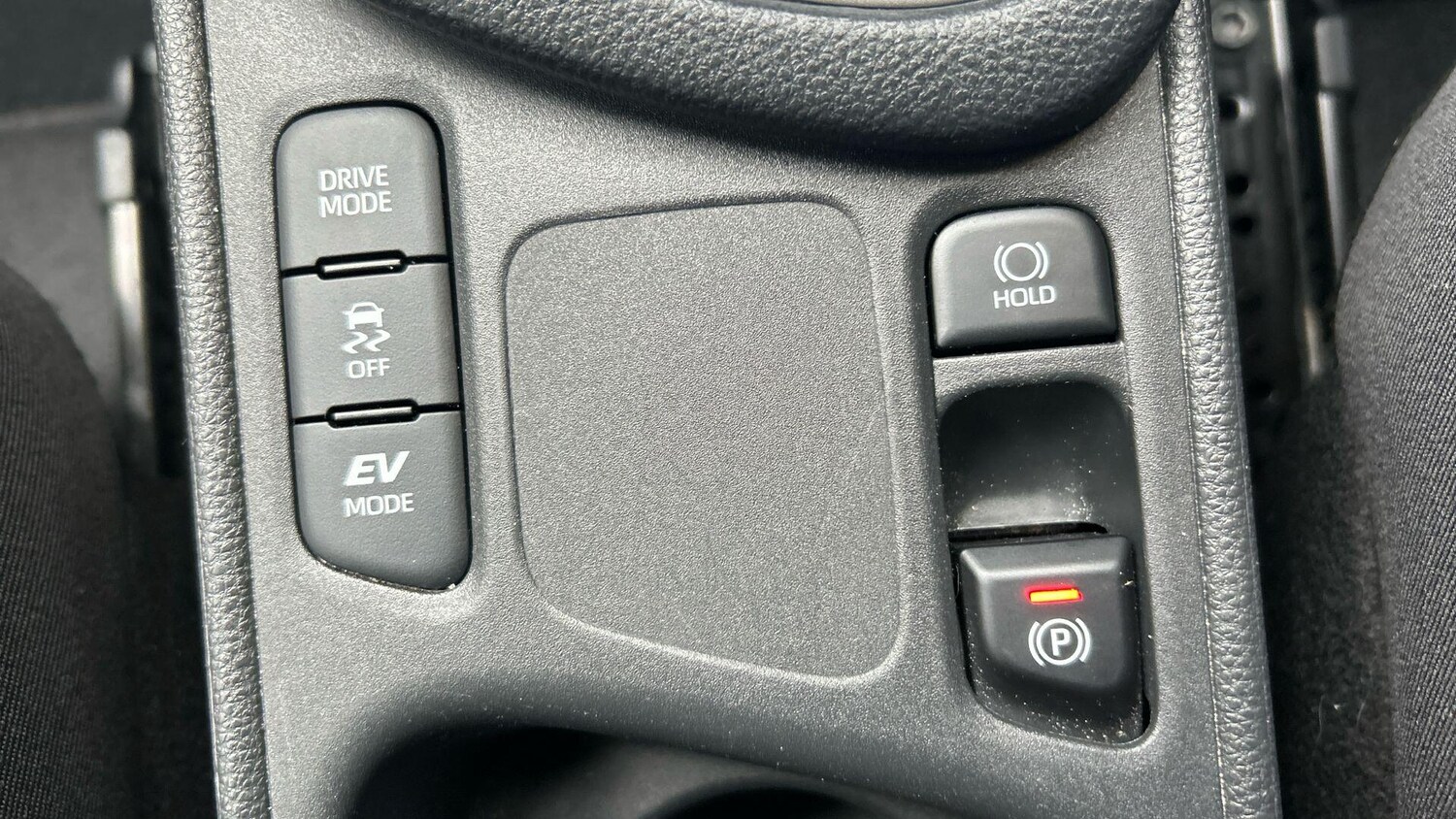 Used Toyota Yaris 2022 for sale - 76269984: Photo 32