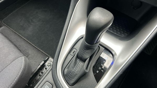 Used Toyota Yaris 2022 for sale - 76269984: Photo 33