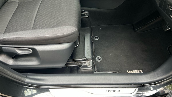Used Toyota Yaris 2022 for sale - 76269984: Photo 40