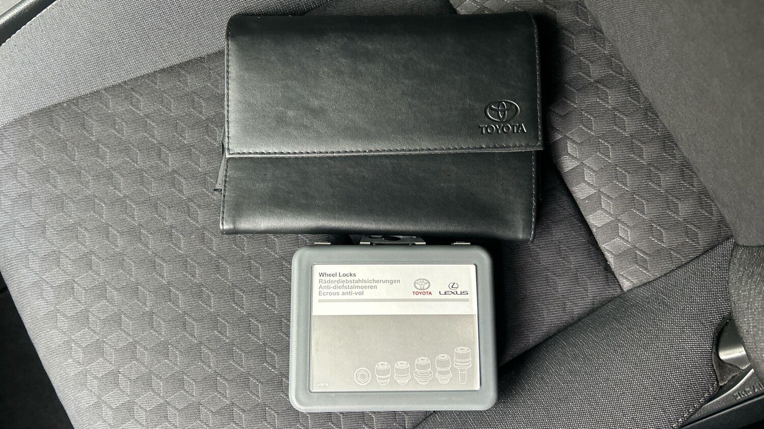 Used Toyota Yaris 2022 for sale - 76269984: Photo 41