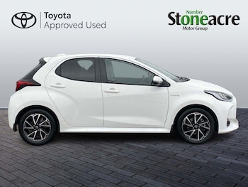 Used Toyota Yaris 2021 for sale - 75940217: Photo