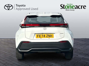 Used Toyota C-HR 2024 for sale - 77646457: Photo