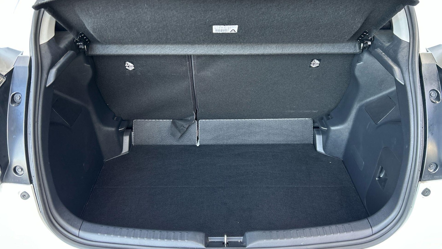 Used Toyota Yaris 2024 for sale - 77203752: Photo 18