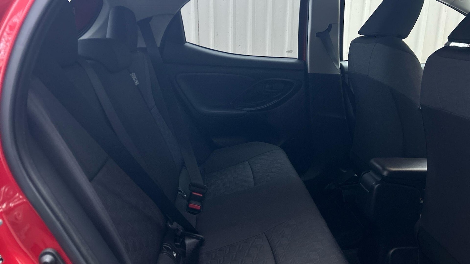 Used Toyota Yaris 2024 for sale - 77278508: Photo 16