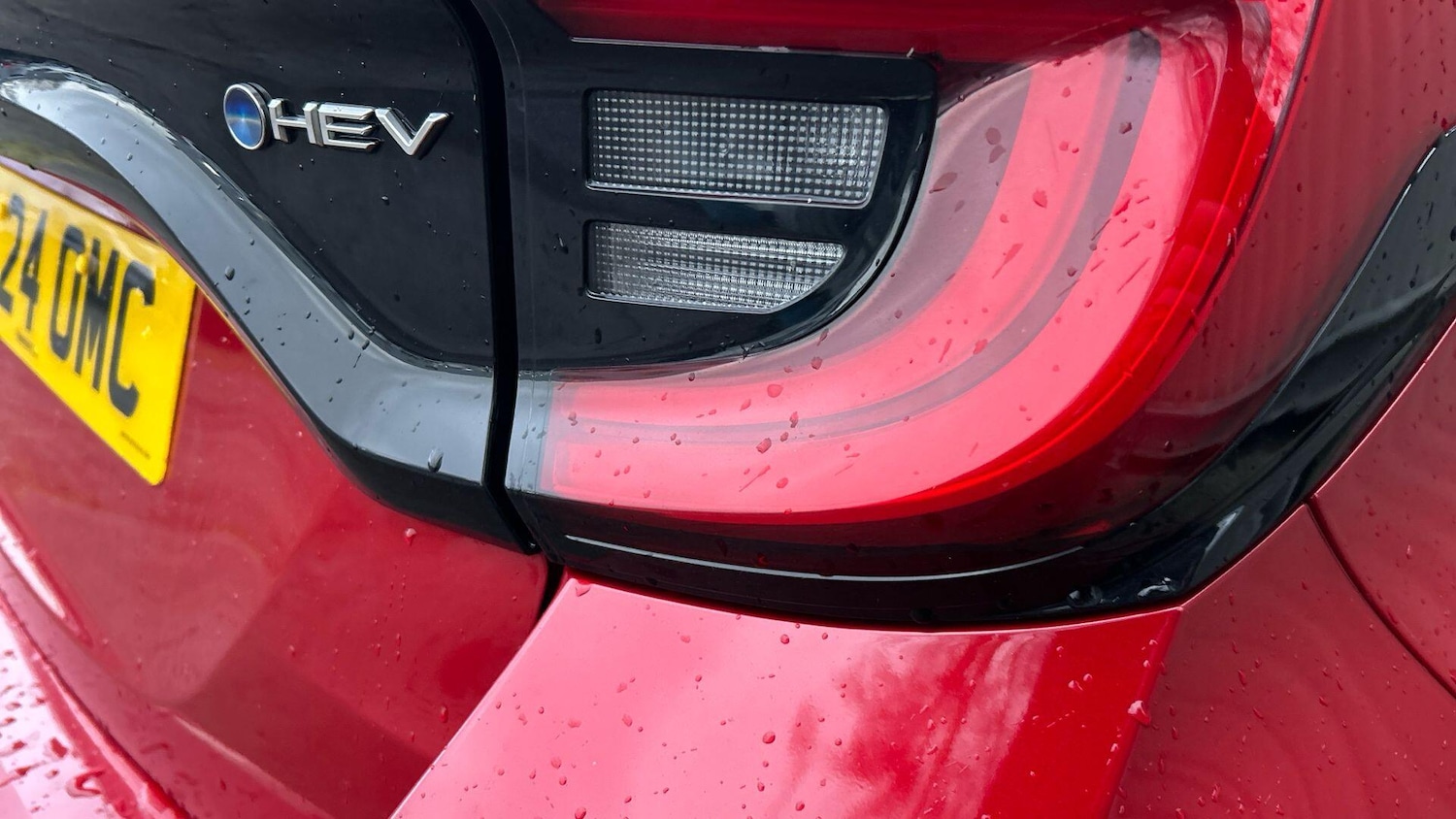 Used Toyota Yaris 2024 for sale - 77278508: Photo 38