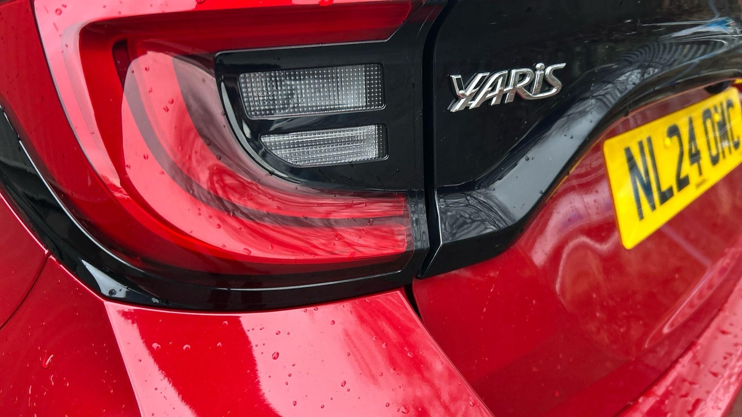 Used Toyota Yaris 2024 for sale - 77278508: Photo 39