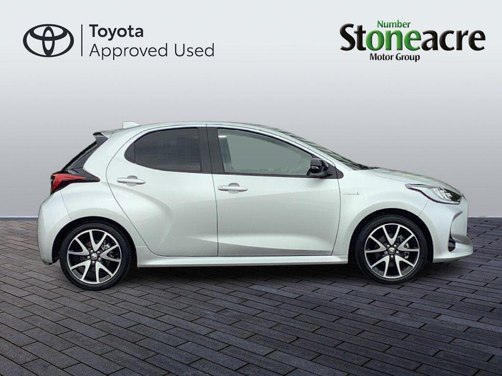 Used Toyota Yaris for sale - 77908599: Photo 2