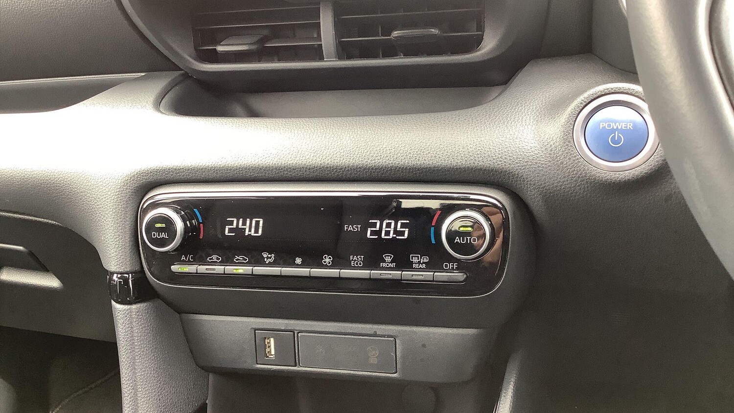 Used Toyota Yaris for sale - 77908599: Photo 28