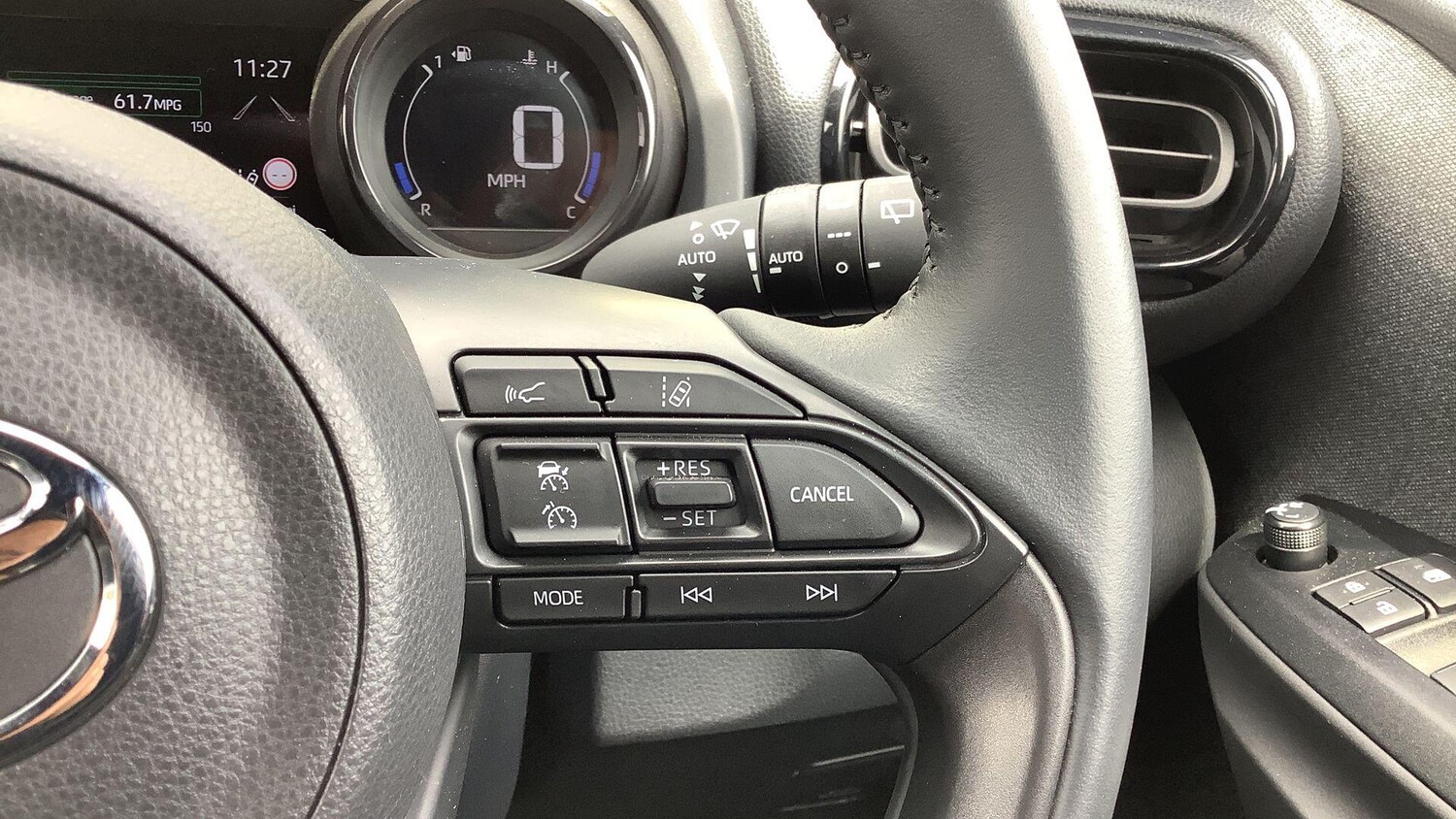 Used Toyota Yaris for sale - 77908599: Photo 33