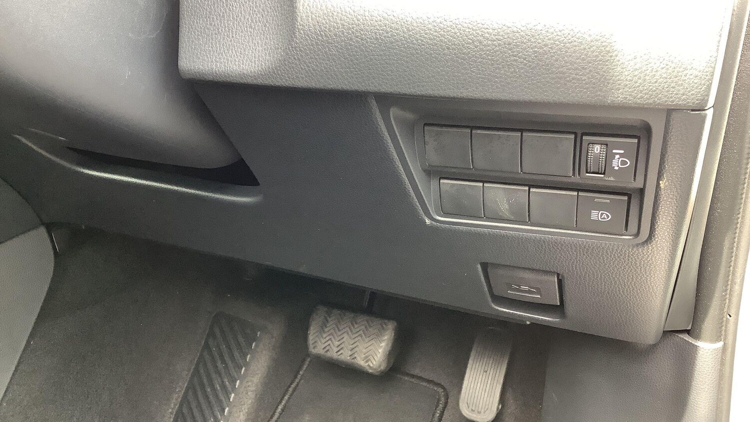 Used Toyota Yaris for sale - 77908599: Photo 35