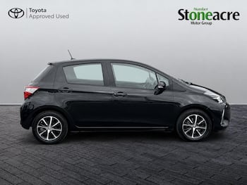 Used Toyota Yaris 2019 for sale - 79808643: Photo