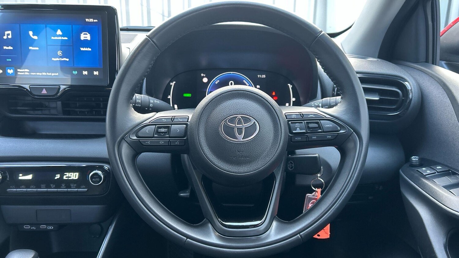 Used Toyota Yaris 2024 for sale - 78019263: Photo 12