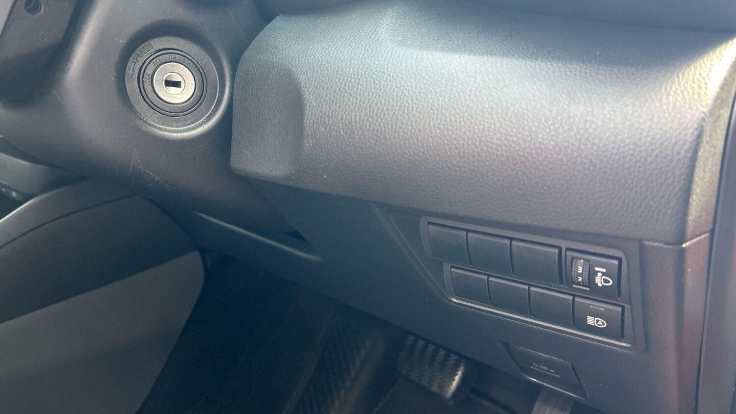 Used Toyota Yaris 2024 for sale - 78019263: Photo 35