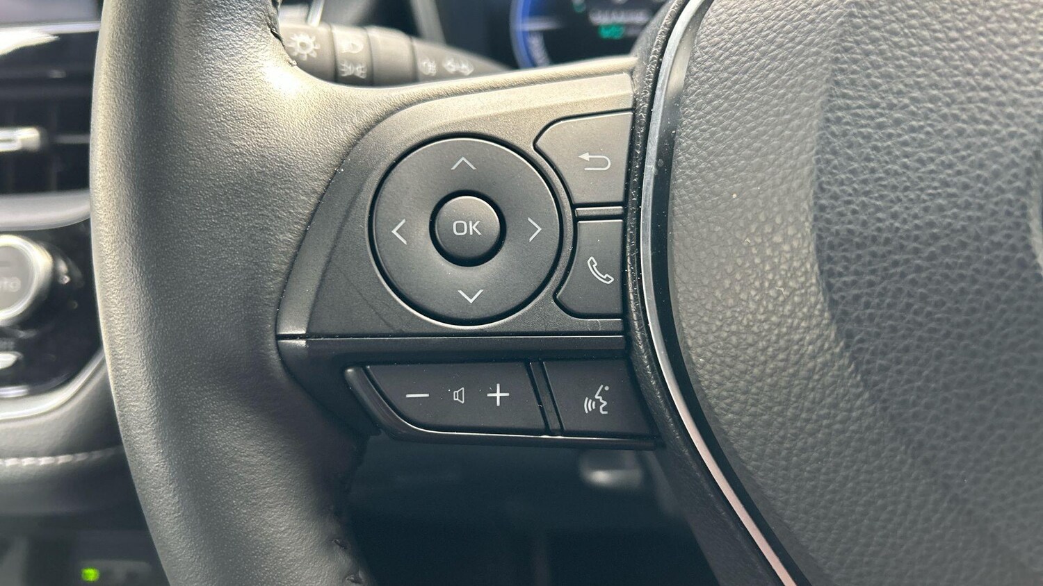 Used Toyota Corolla 2024 for sale - 77838838: Photo 43