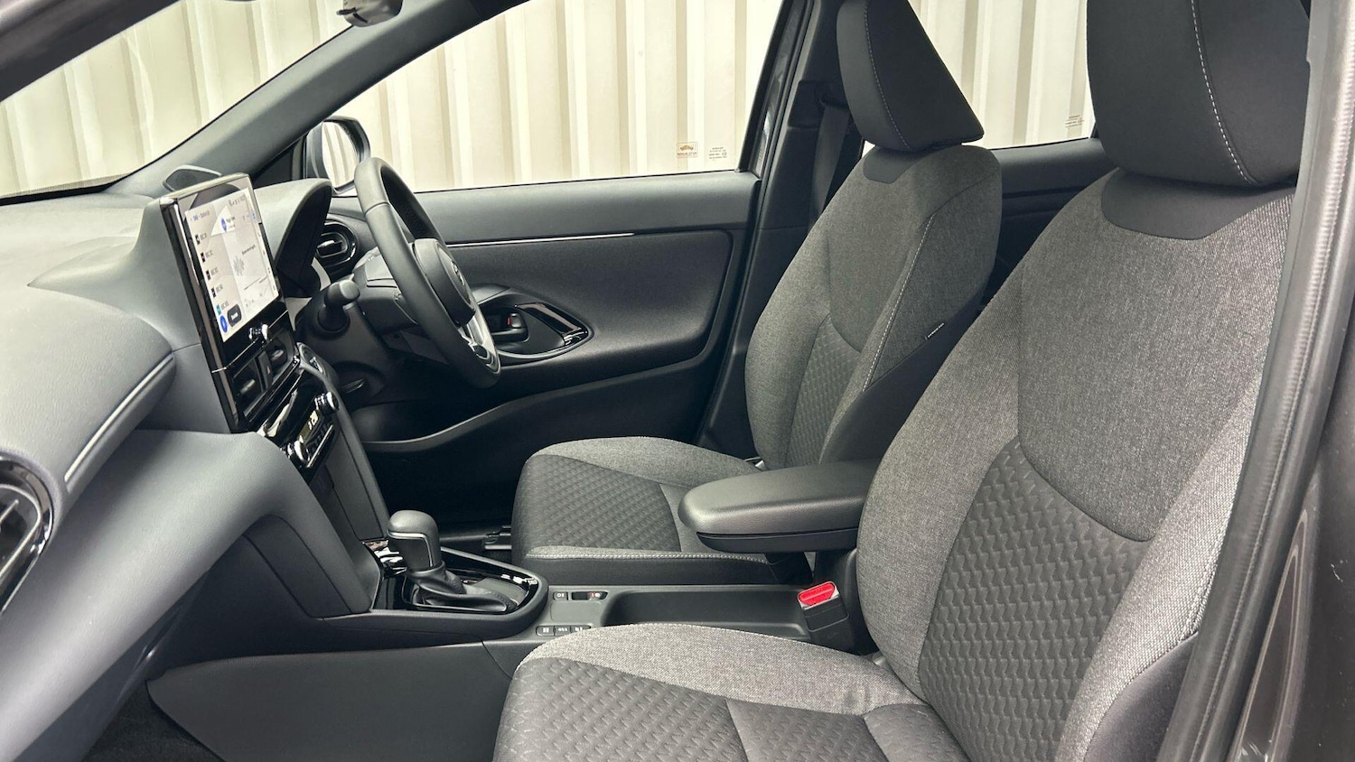 Used Toyota Yaris Cross 2025 for sale - 76561565: Photo 16