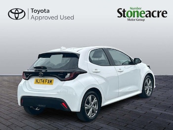 Used Toyota Yaris 2024 for sale - 79132273: Photo
