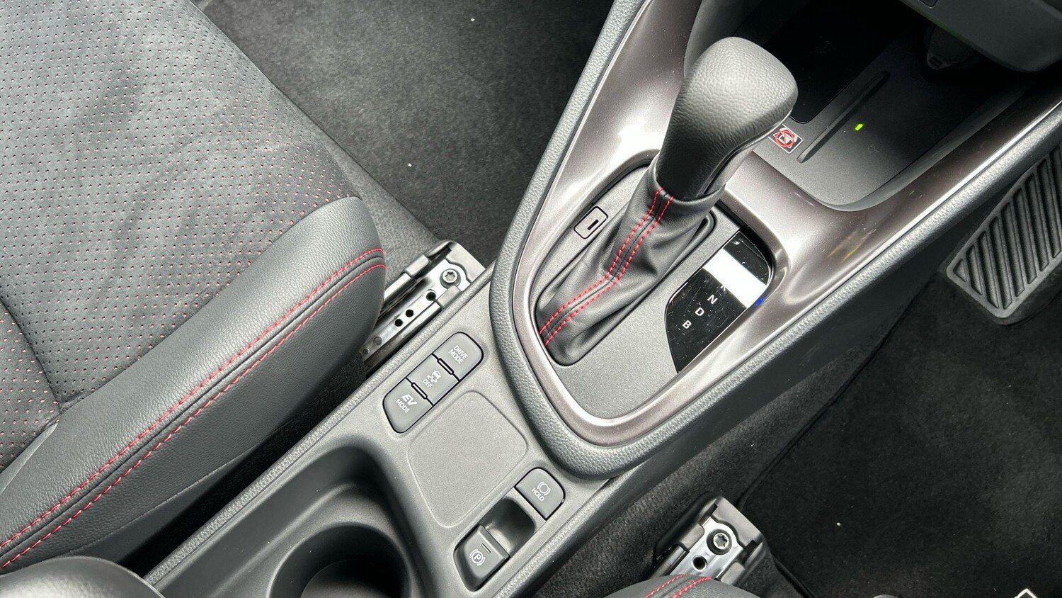 Used Toyota Yaris 2025 for sale - 76485922: Photo 32