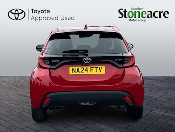 Used Toyota Yaris 2024 for sale - 79062636: Photo
