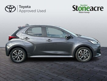 Used Toyota Yaris 2024 for sale - 76551112: Photo