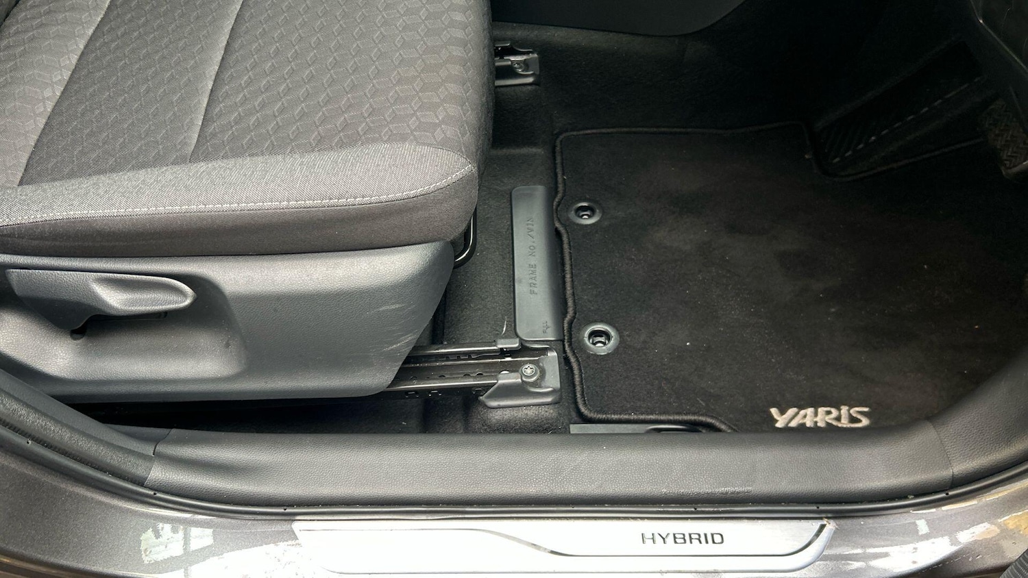 Used Toyota Yaris 2024 for sale - 76551112: Photo 38