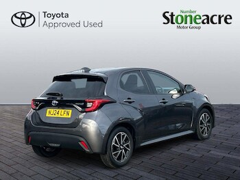 Used Toyota Yaris 2024 for sale - 76551112: Photo