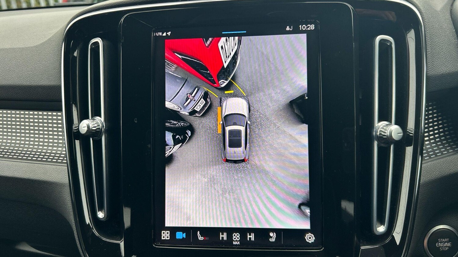 Used Volvo XC40 2023 for sale - 76270377: Photo 21