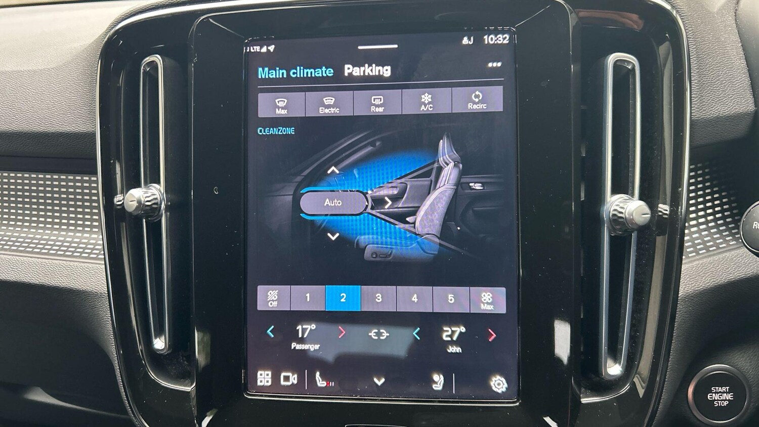 Used Volvo XC40 2023 for sale - 76270377: Photo 27