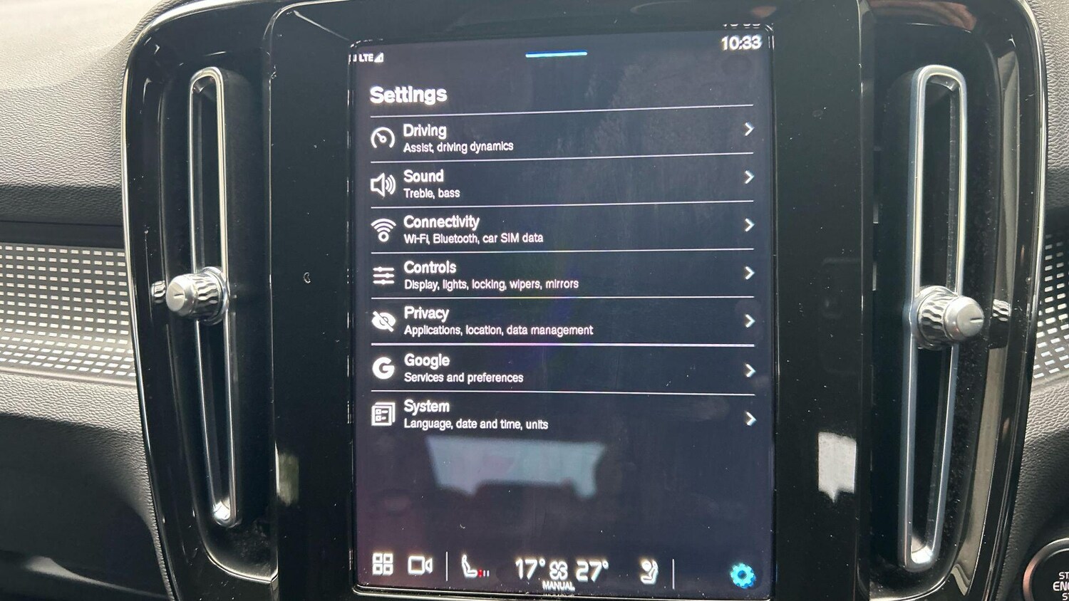 Used Volvo XC40 2023 for sale - 76270377: Photo 28