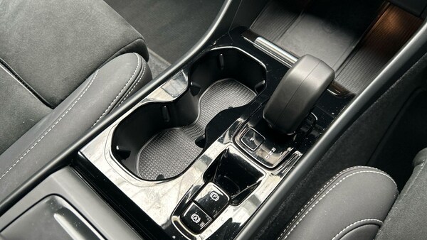 Used Volvo XC40 2023 for sale - 76270377: Photo 34