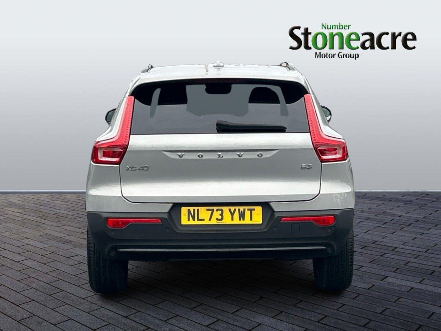 Used Volvo XC40 2023 for sale - 76270377: Photo 4