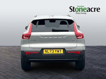 Used Volvo XC40 2023 for sale - 76270377: Photo 4
