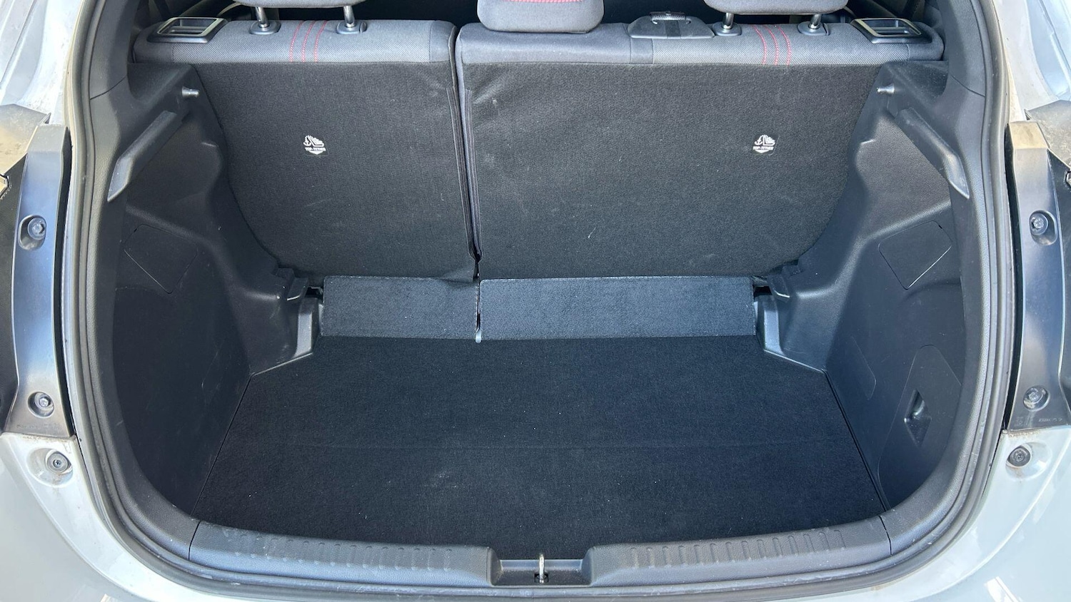 Used Toyota Yaris 2023 for sale - 78072661: Photo 18