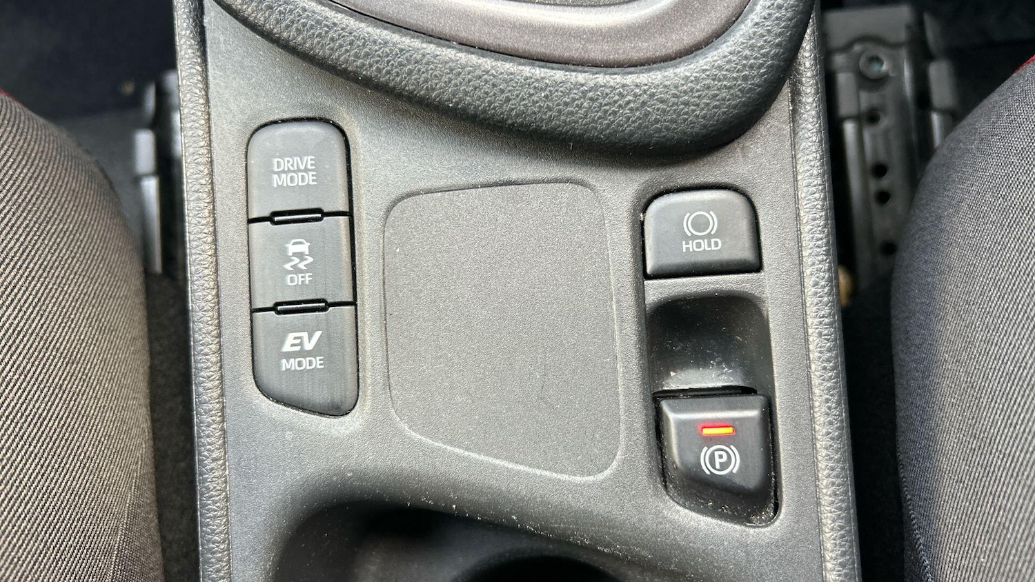 Used Toyota Yaris 2023 for sale - 78072661: Photo 32