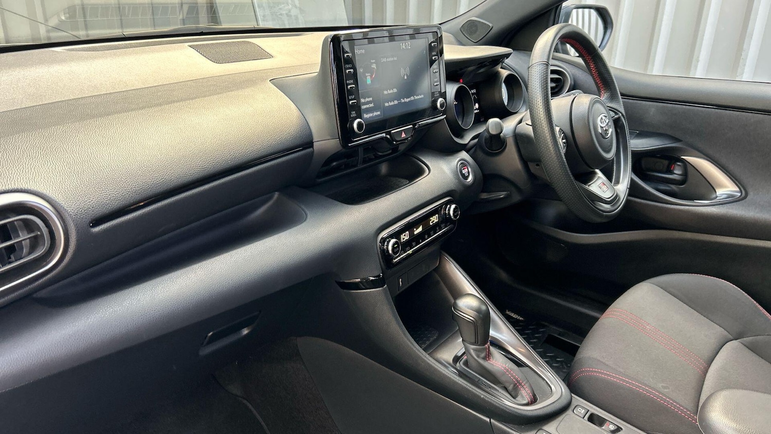 Used Toyota Yaris 2023 for sale - 78072661: Photo 40