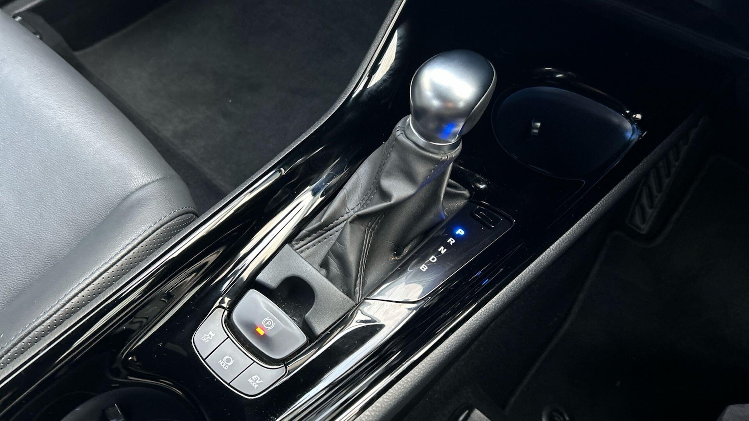 Used Toyota C-HR 2022 for sale - 77190641: Photo 30