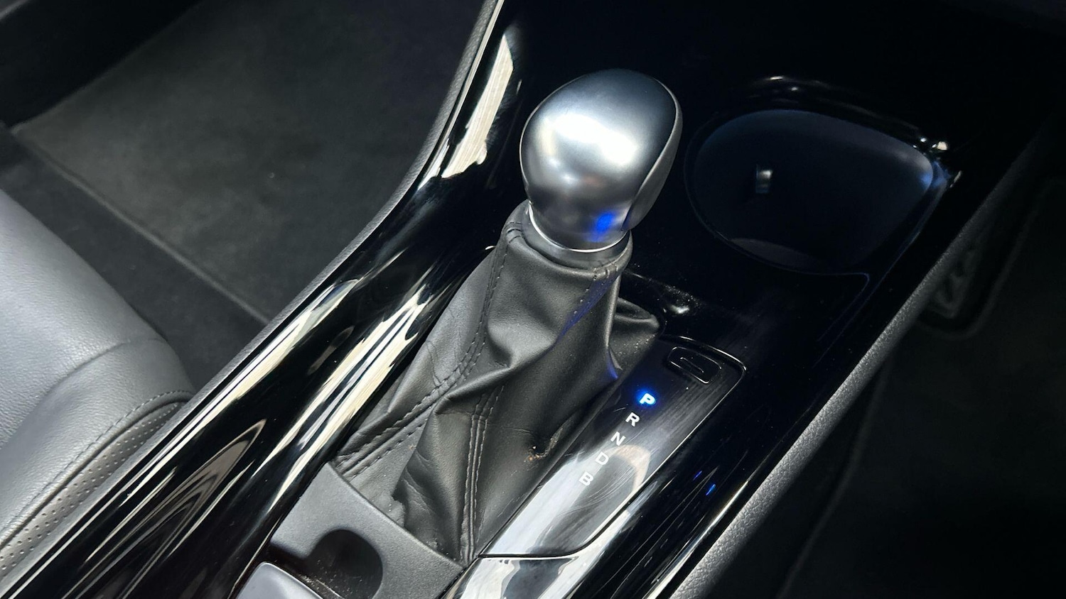 Used Toyota C-HR 2022 for sale - 77190641: Photo 31