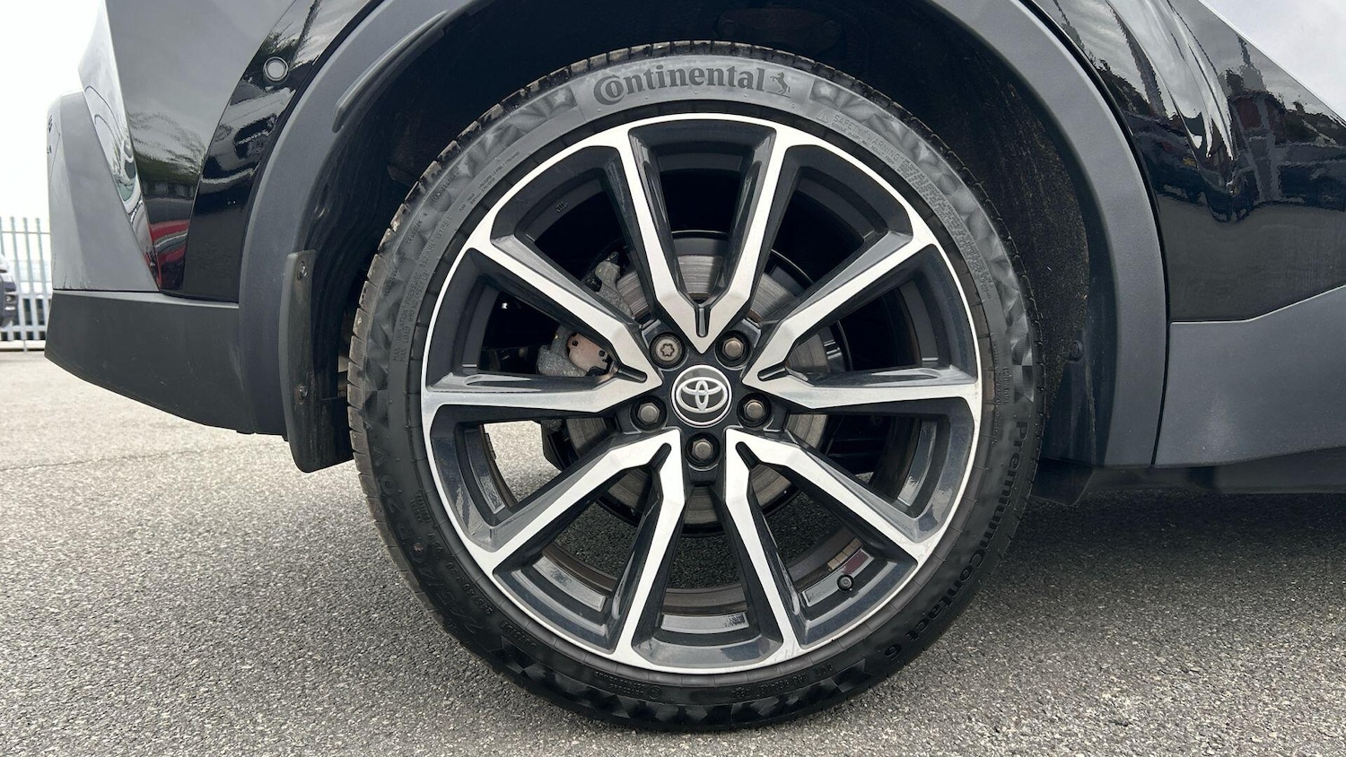 Used Toyota C-HR 2025 for sale - 78100069: Photo 21