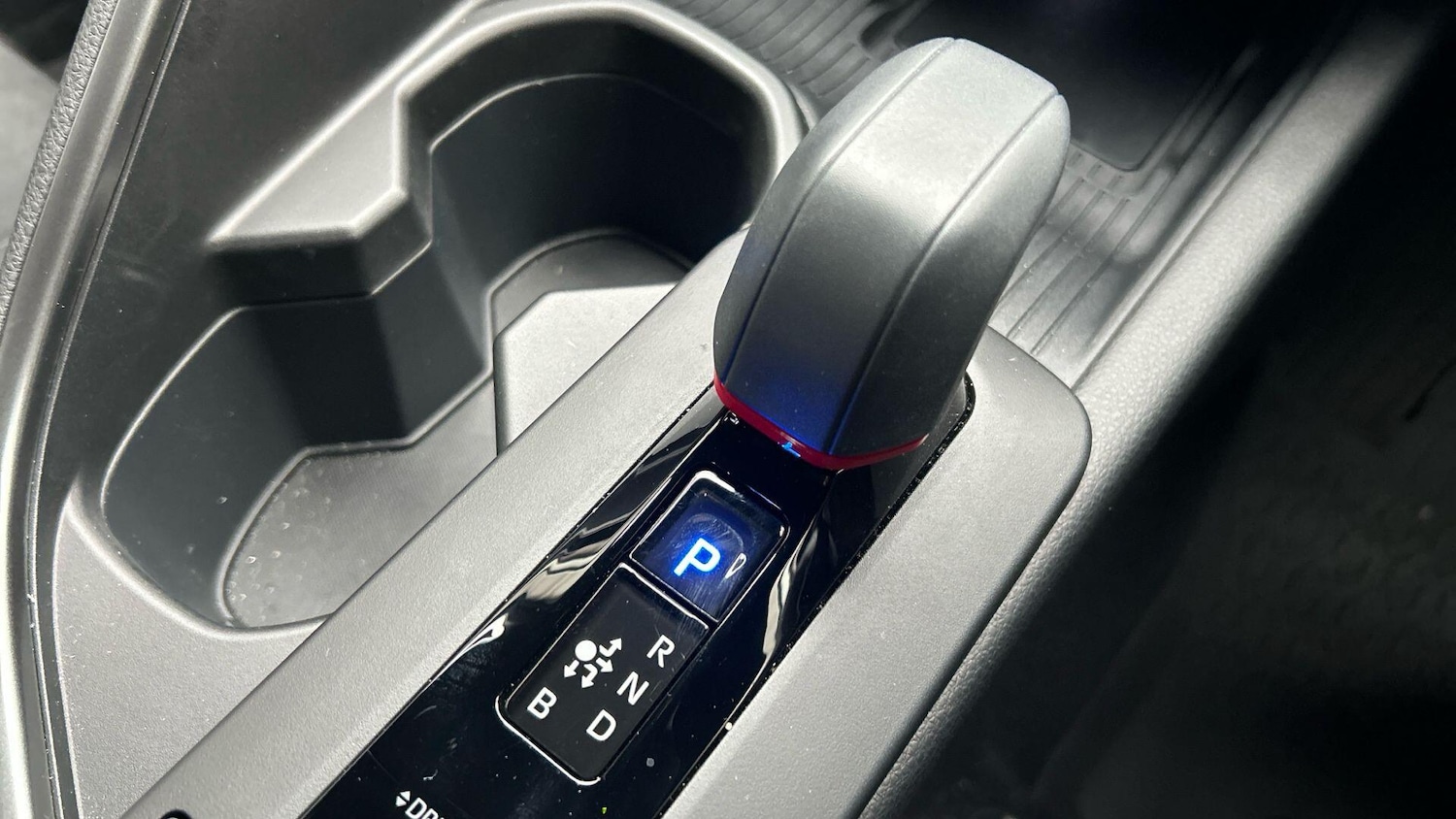 Used Toyota C-HR 2025 for sale - 78100069: Photo 34