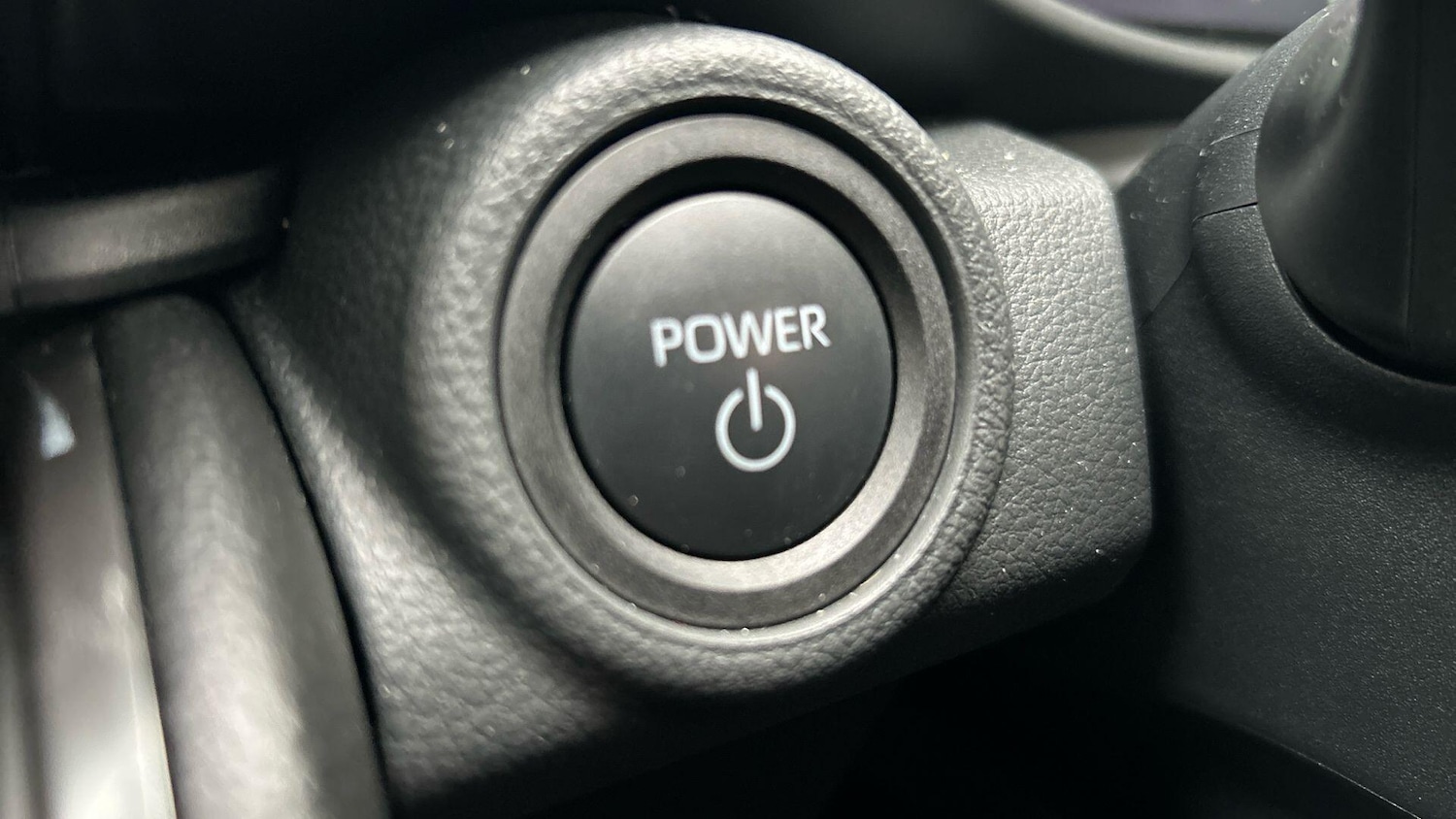 Used Toyota C-HR 2025 for sale - 78100069: Photo 36