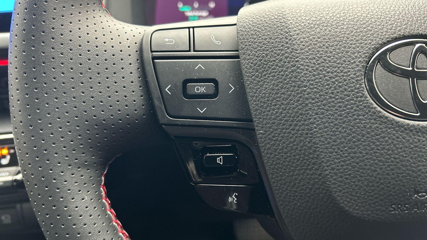 Used Toyota C-HR 2025 for sale - 78100069: Photo 37