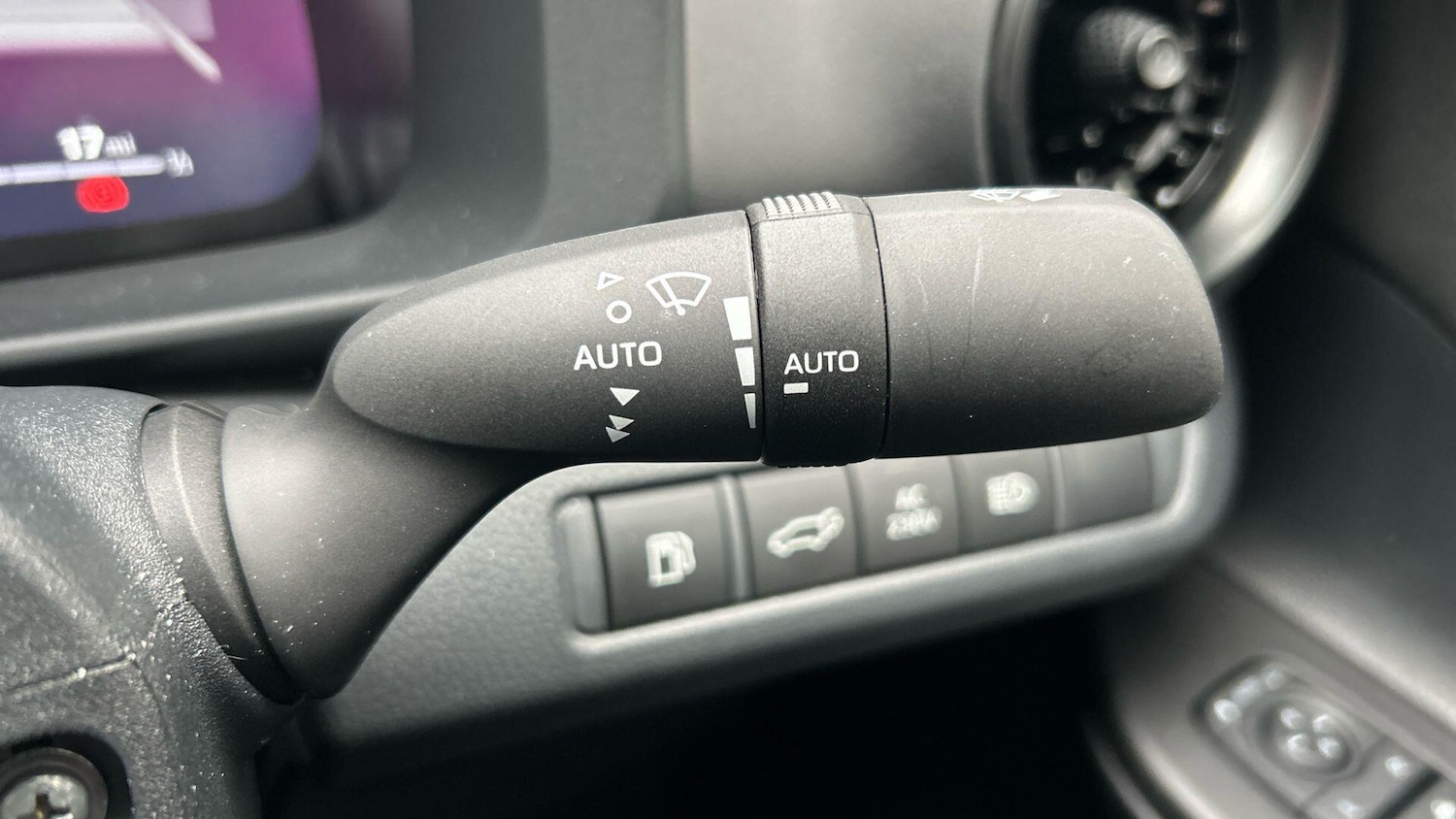 Used Toyota C-HR 2025 for sale - 78100069: Photo 39