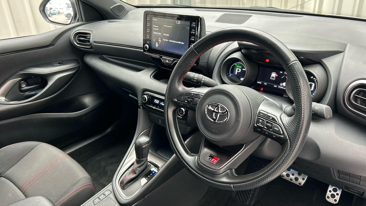 Used Toyota Yaris 2023 for sale - 77598641: Photo 10