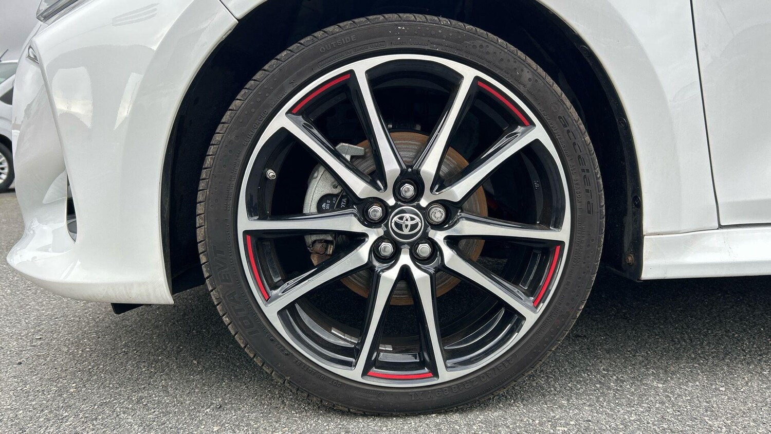 Used Toyota Yaris 2023 for sale - 77598641: Photo 19