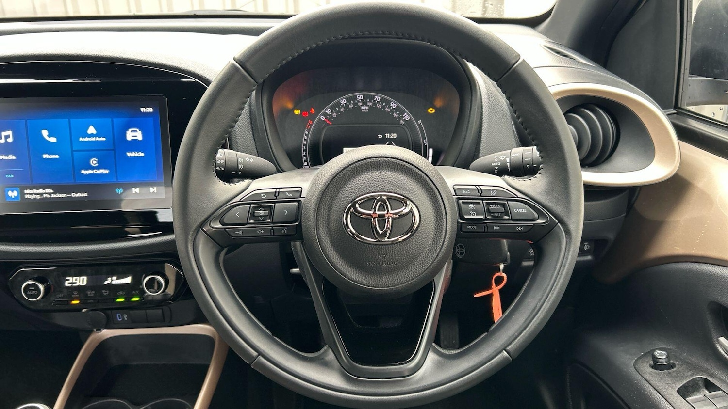 Used Toyota Aygo X 2024 for sale - 77646695: Photo 12